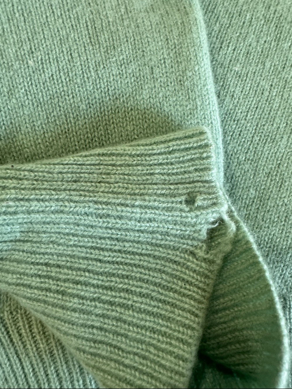 Valentino Soft Mint Green Crewneck Jumper 100 cashmere - Picture 4 of 4